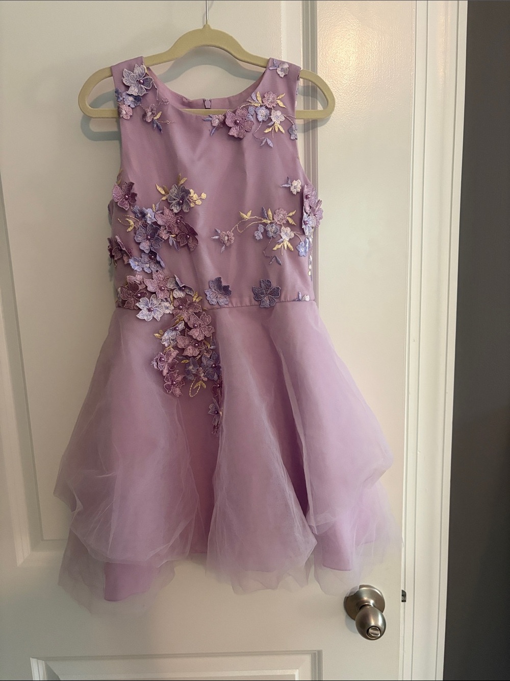 Zoe Ltd Lilac 3D Floral Appliqué Tulle Dress